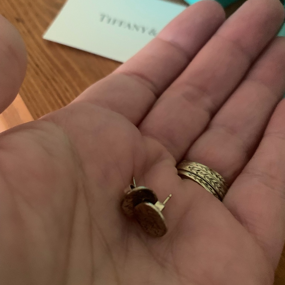 Tiffany & Co. stud Earrings - Picture 3 of 4